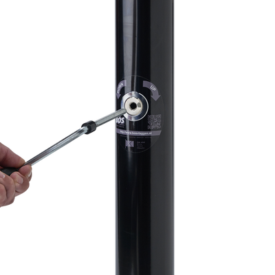 polyester-vlaggenmast-zwart-lierysteem-