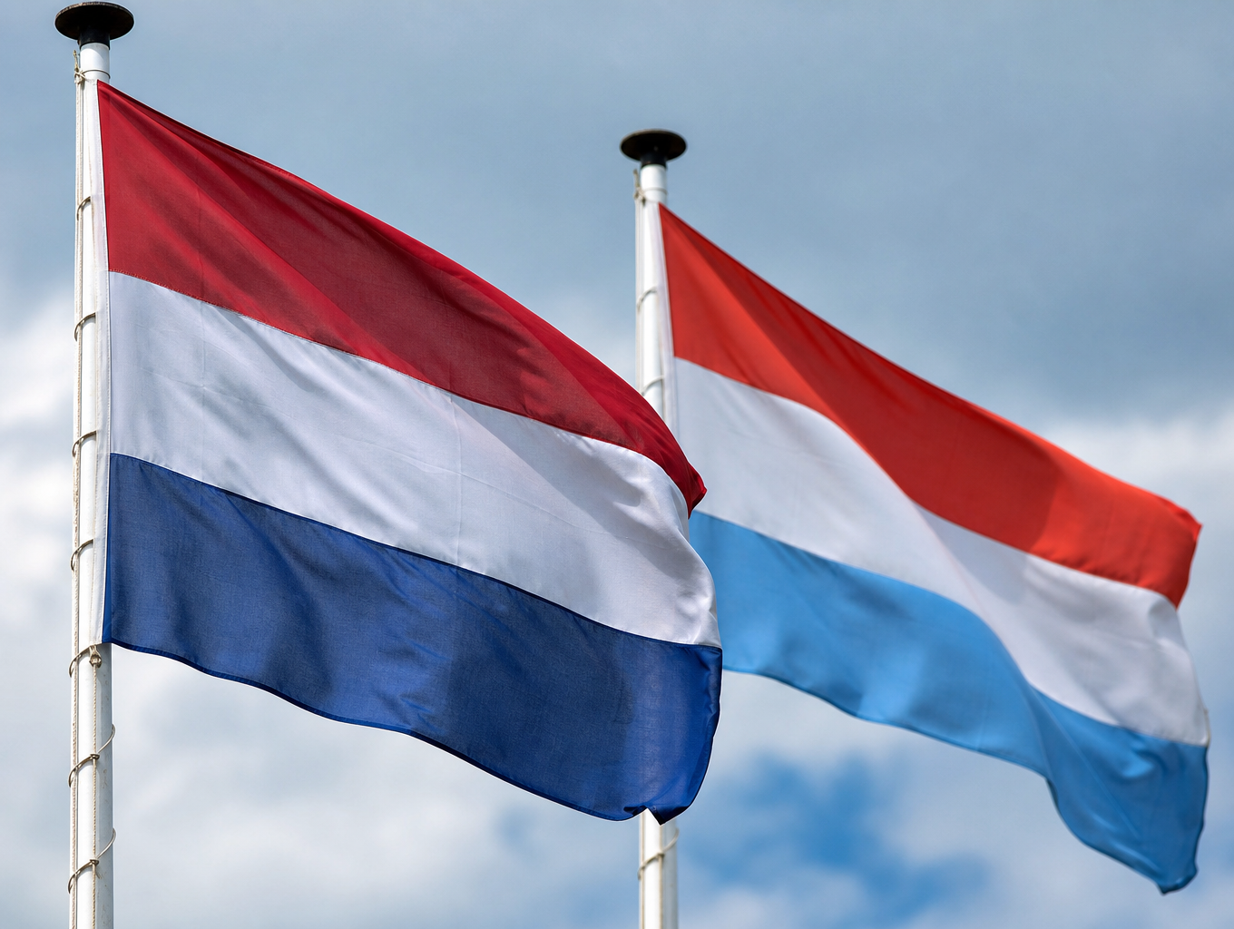 Waarom lijken de vlaggen van Nederland en Luxemburg op elkaar?