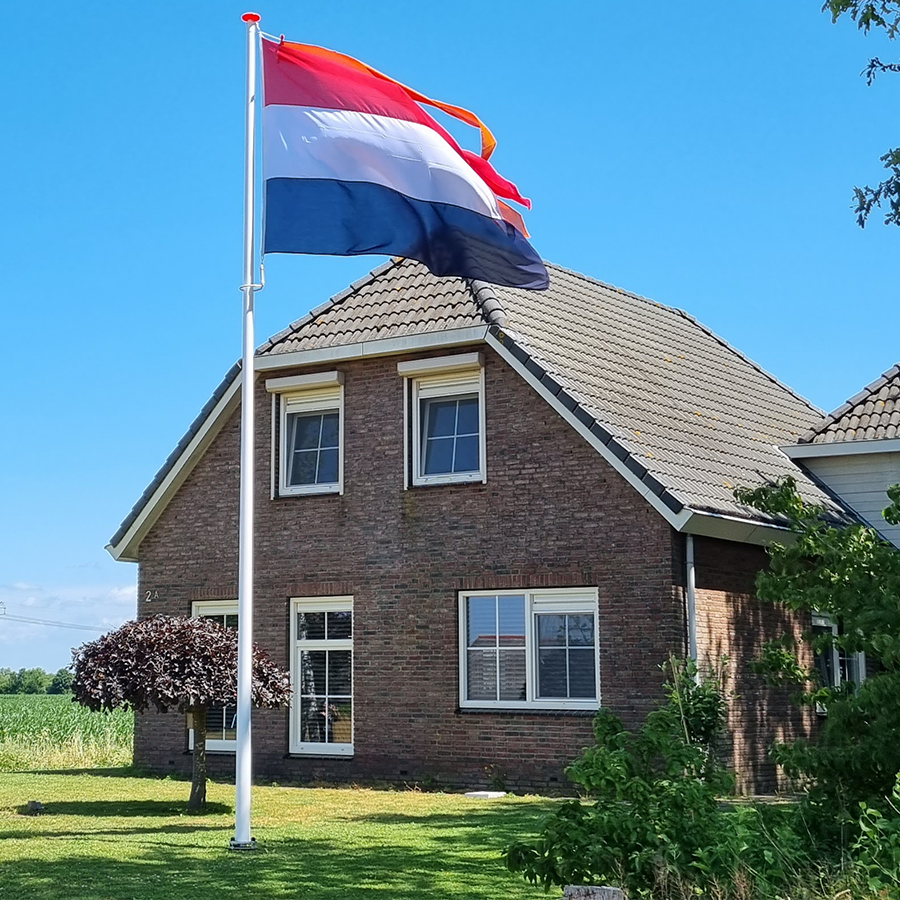 De geschiedenis van de Nederlandse vlag: waar staat hij voor?