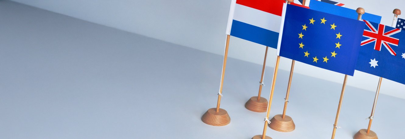 Houten tafelstandaards